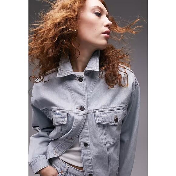 Women's Oversize Denim Trucker Jacket Bleached Size 12 NWT - Picture 2 of 4